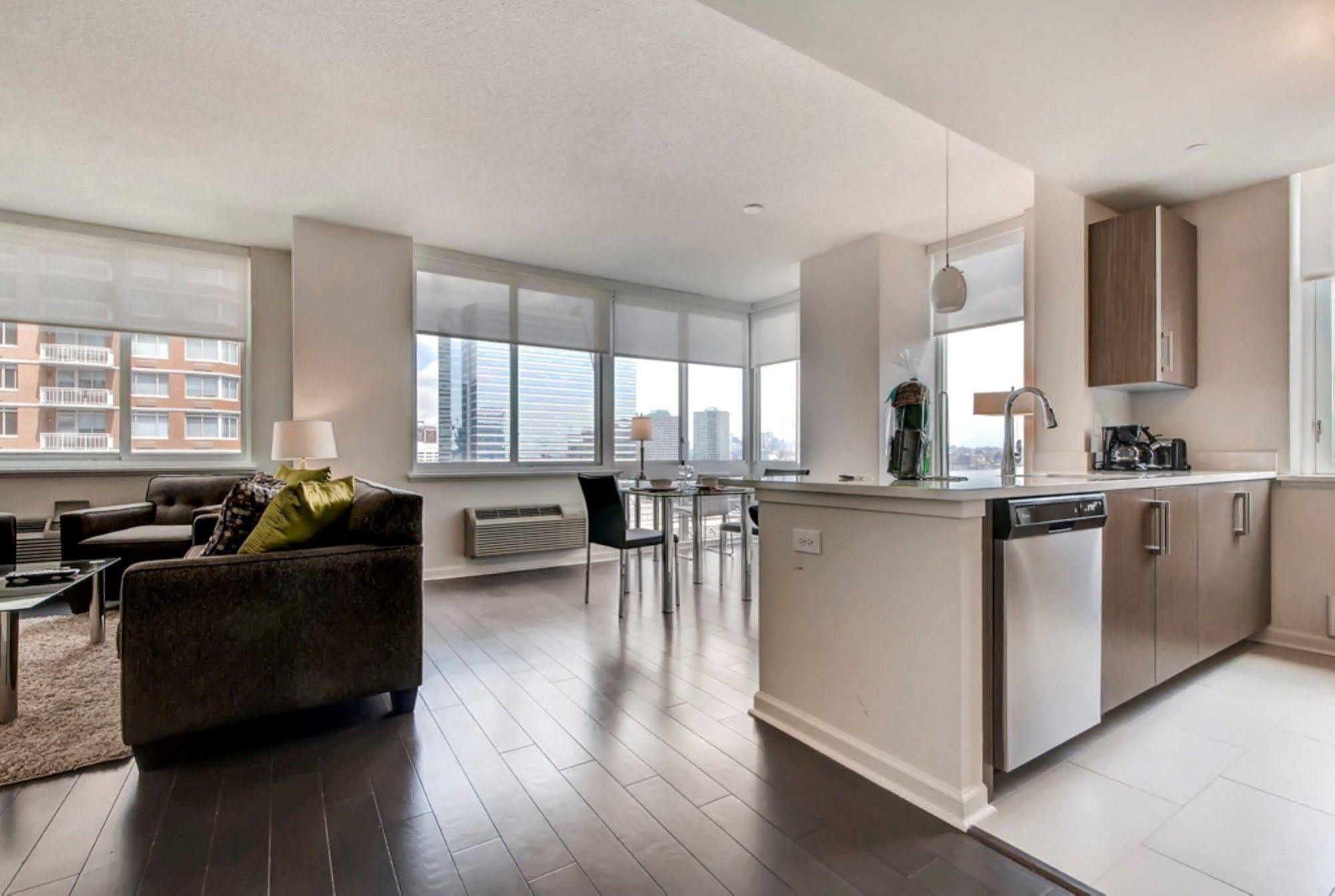 Global Luxury Suites At Newport Jersey City Dış mekan fotoğraf