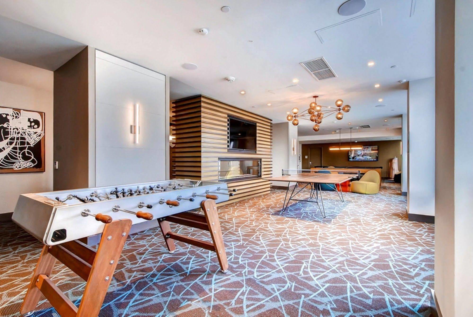 Global Luxury Suites At Newport Jersey City Dış mekan fotoğraf