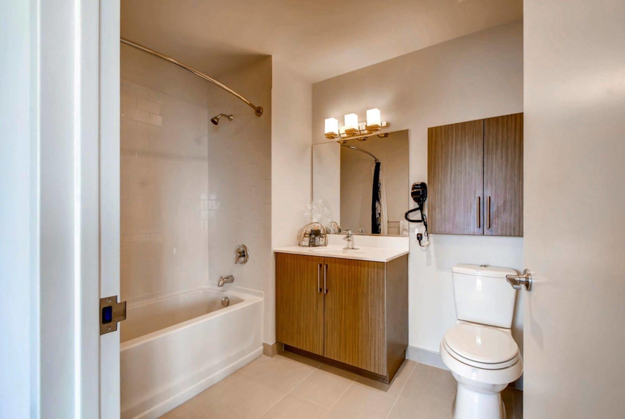 Global Luxury Suites At Newport Jersey City Dış mekan fotoğraf
